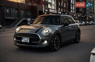 Хэтчбек MINI Cooper 2016 в Ивано-Франковске