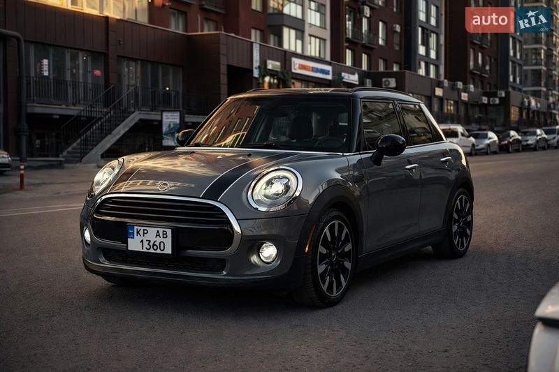 Хетчбек MINI Cooper 2016 в Івано-Франківську