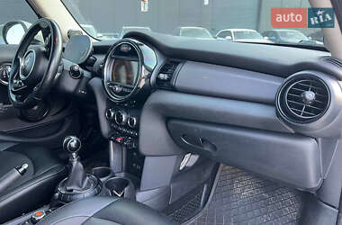 Хэтчбек MINI Cooper 2015 в Львове