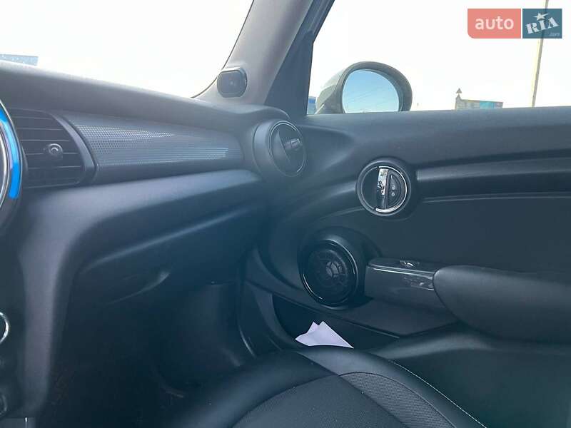 Хетчбек MINI Cooper 2015 в Львові