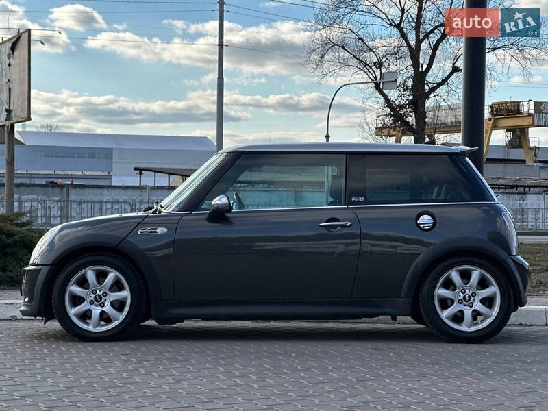 Хэтчбек MINI Cooper 2005 в Киеве
