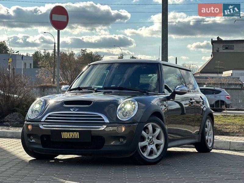 MINI Cooper 2005