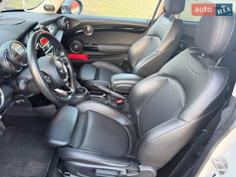 Хэтчбек MINI Cooper 2015 в Киеве