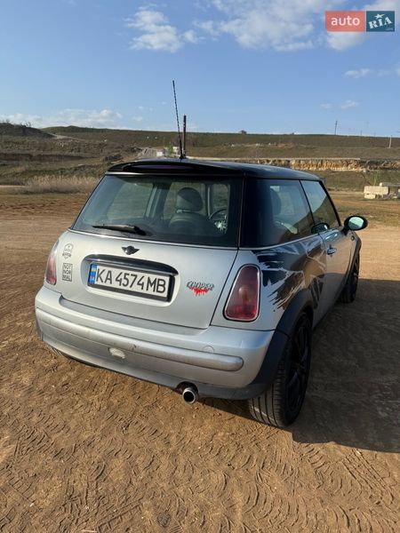 Хетчбек MINI Cooper 2001 в Одесі