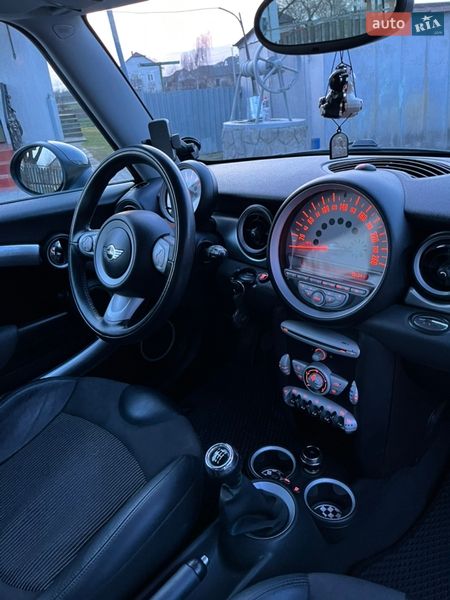Хэтчбек MINI Cooper 2009 в Николаеве фото 37 Хэтчбек MINI Cooper 2009 в Николаеве