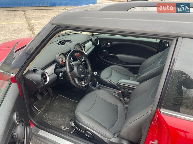 Хэтчбек MINI Cooper 2011 в Запорожье
