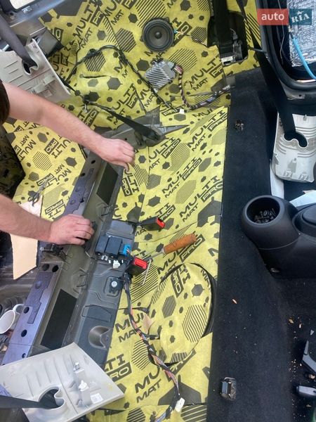 Хэтчбек MINI Cooper 2014 в Киеве фото 36 Хэтчбек MINI Cooper 2014 в Киеве