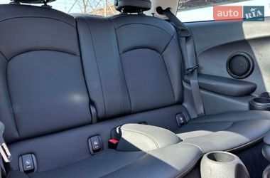 Хэтчбек MINI Cooper 2019 в Киеве