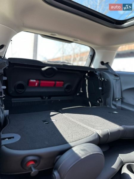 Хэтчбек MINI Cooper 2019 в Киеве