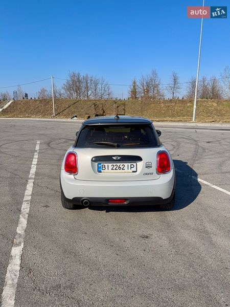 Хэтчбек MINI Cooper 2016 в Полтаве