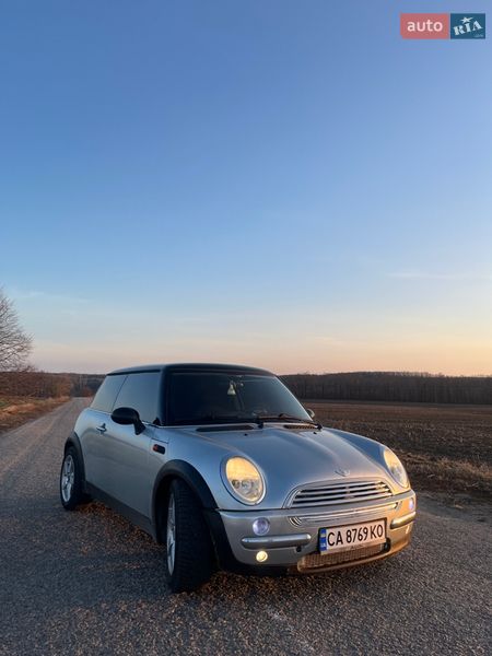 Хетчбек MINI Cooper 2003 в Богуславі