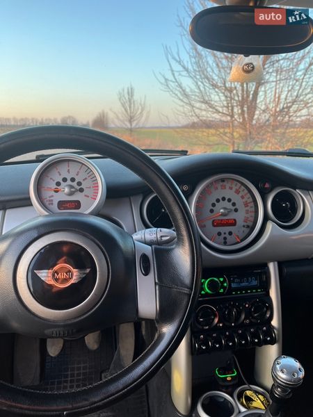 Хетчбек MINI Cooper 2003 в Богуславі