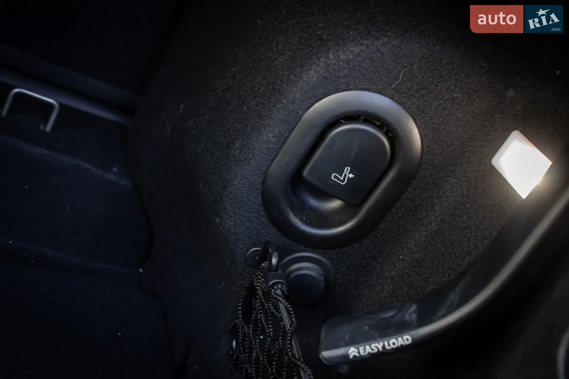 2016 MINI Cooper - мініатюра 37