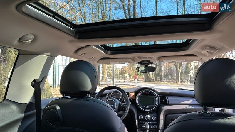 Хетчбек MINI Cooper 2016 в Львові