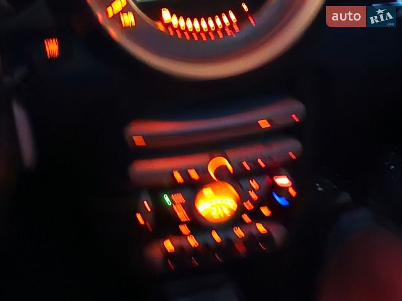 Хэтчбек MINI Cooper 2008 в Киеве