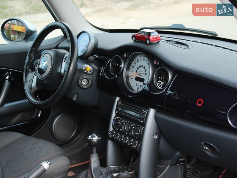 Хэтчбек MINI Cooper 2005 в Тернополе