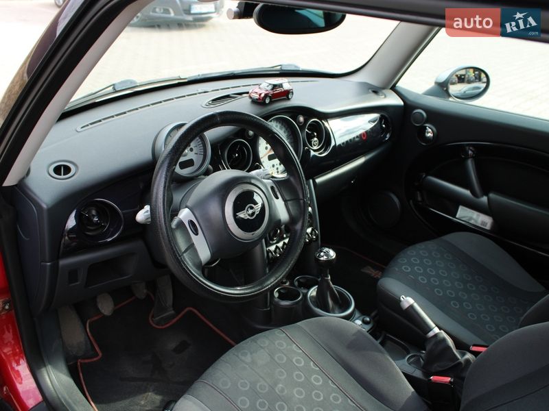 Хэтчбек MINI Cooper 2005 в Тернополе