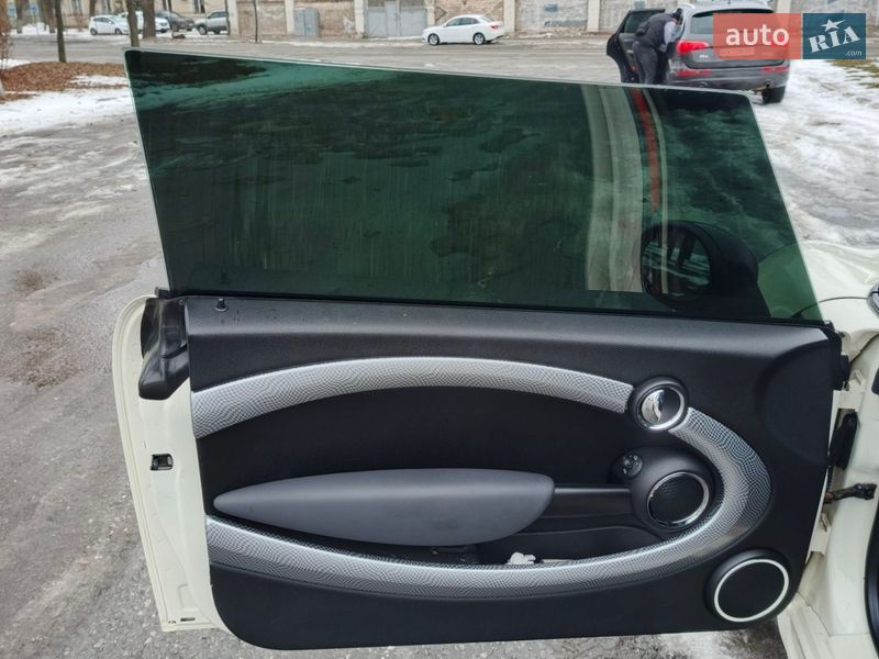 Хетчбек MINI Cooper 2010 в Києві
