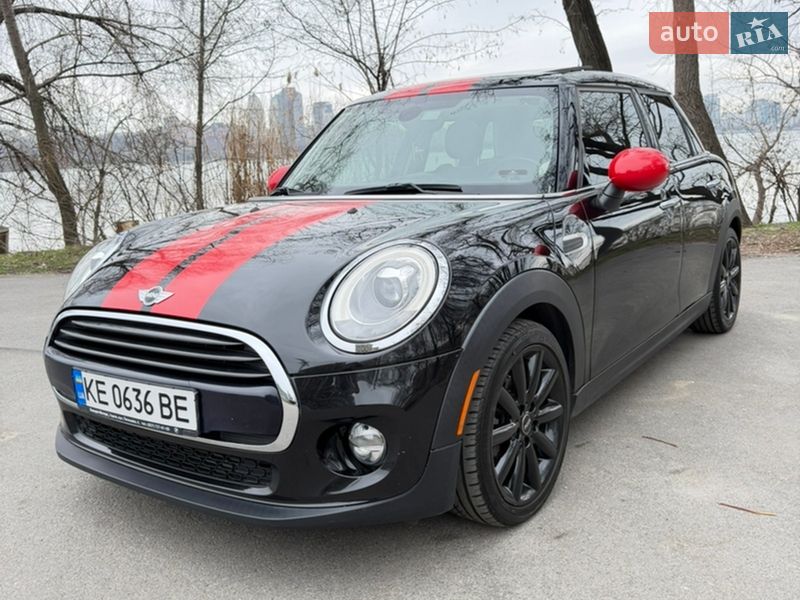 Хетчбек MINI Cooper 2016 в Дніпрі