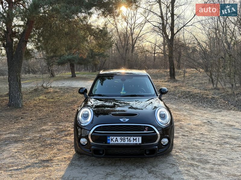 Хэтчбек MINI Cooper 2017 в Киеве