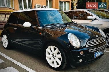 Хетчбек MINI Cooper 2003 в Києві