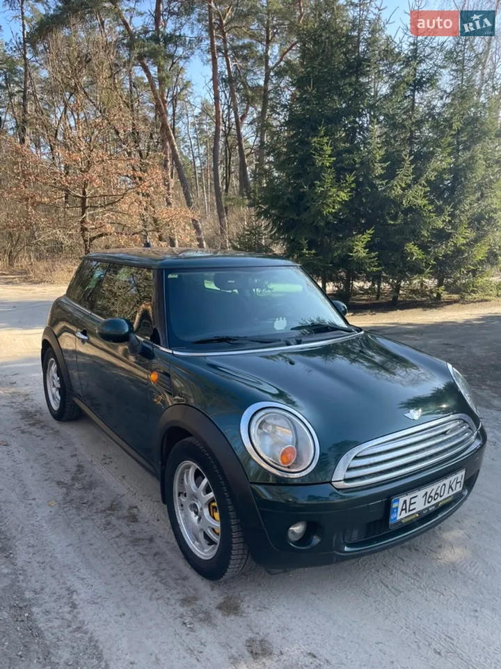 2010 MINI Cooper - мініатюра 8