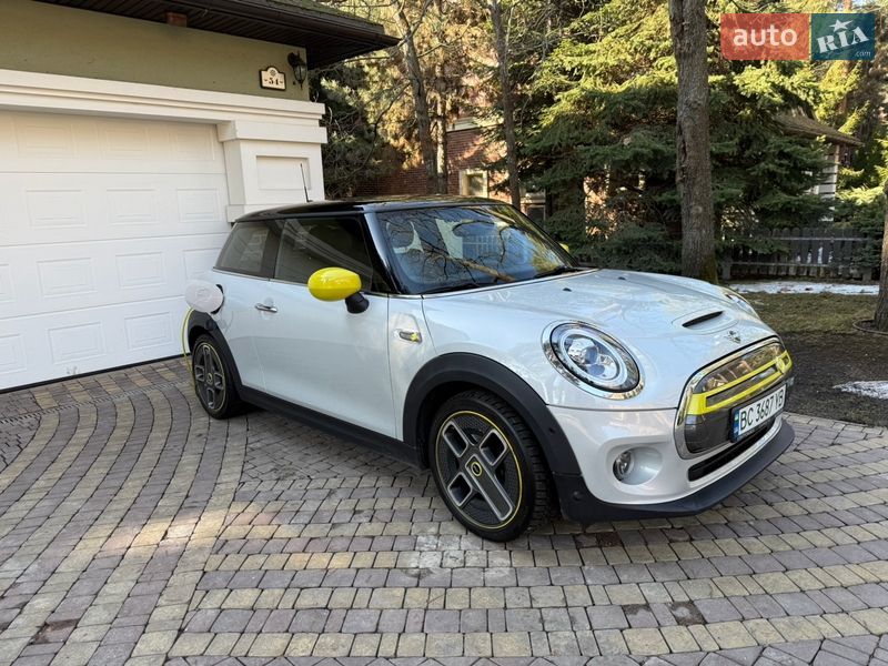 Хэтчбек MINI Cooper 2020 в Киеве