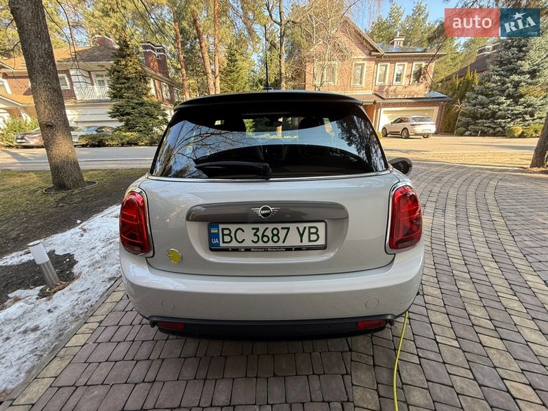 Хэтчбек MINI Cooper 2020 в Киеве