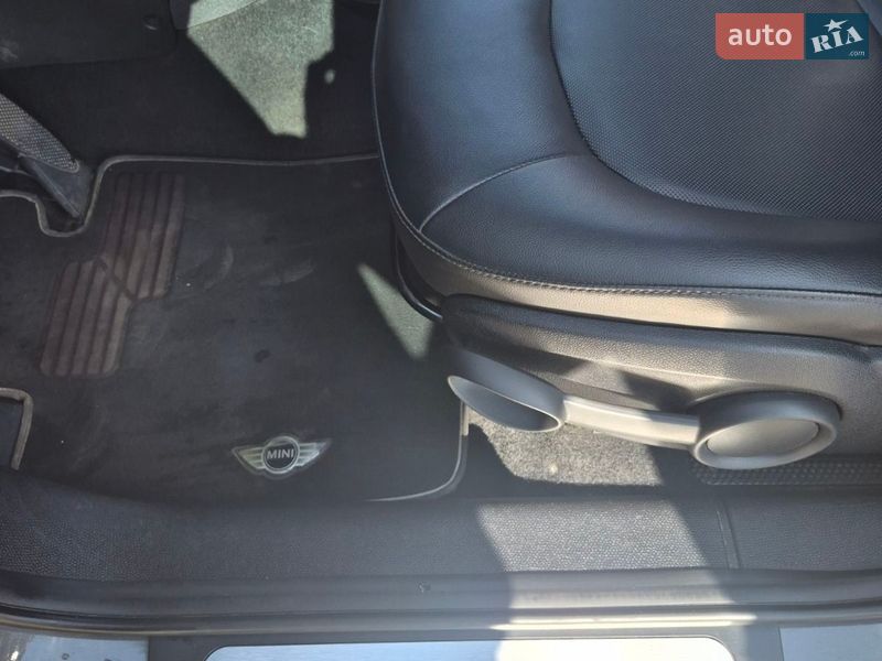 Хэтчбек MINI Cooper 2012 в Львове фото 9 Хэтчбек MINI Cooper 2012 в Львове