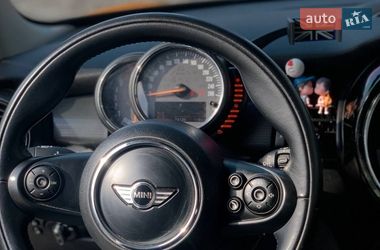 Хетчбек MINI Cooper 2016 в Новій Водолагі