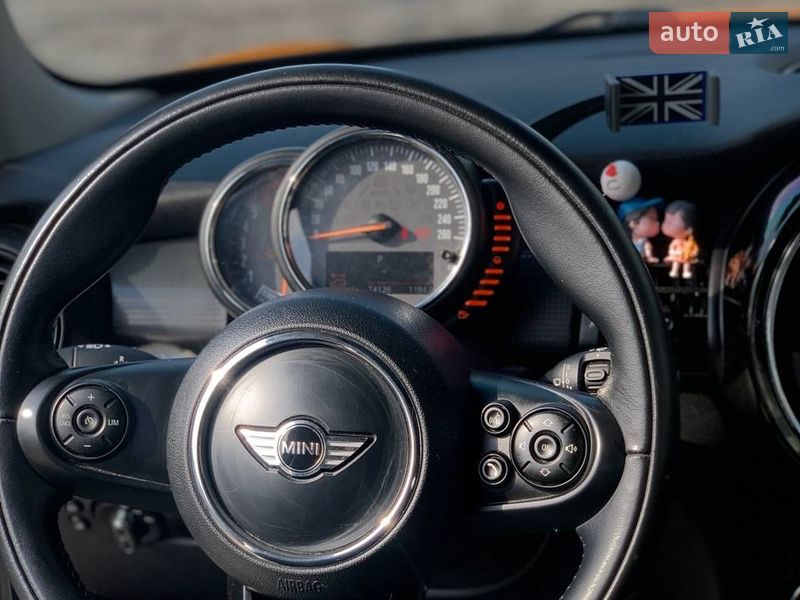 Хетчбек MINI Cooper 2016 в Новій Водолагі
