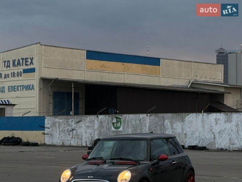 MINI Cooper 2004