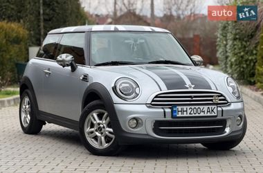 Хэтчбек MINI Cooper 2010 в Одессе