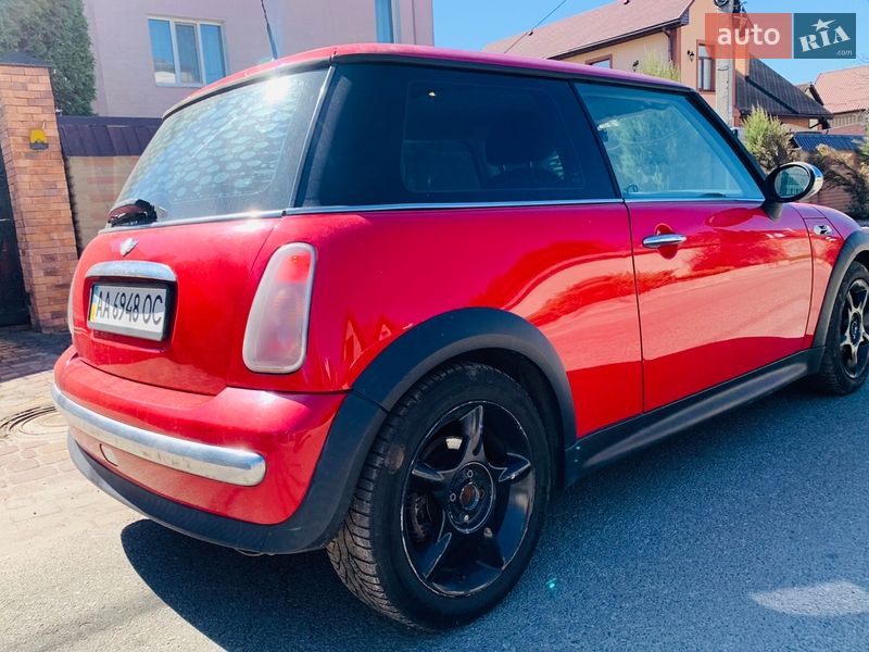 Хэтчбек MINI Cooper 2003 в Киеве