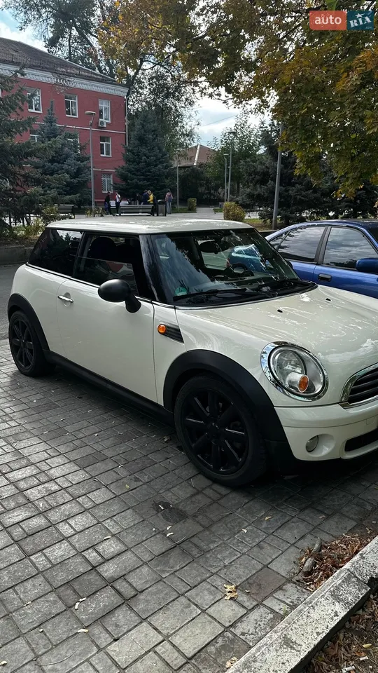 2010 MINI Cooper - мініатюра 18