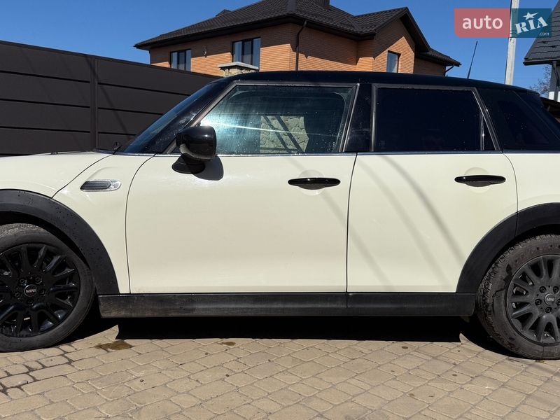 Хэтчбек MINI Cooper 2019 в Виннице