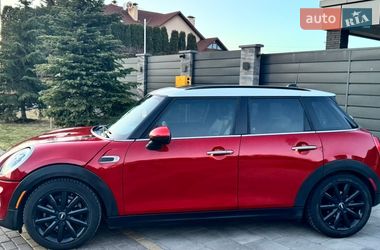 Хэтчбек MINI Cooper 2016 в Софиевской Борщаговке
