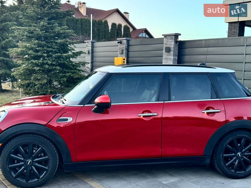 Хэтчбек MINI Cooper 2016 в Софиевской Борщаговке