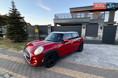 Хэтчбек MINI Cooper 2016 в Софиевской Борщаговке