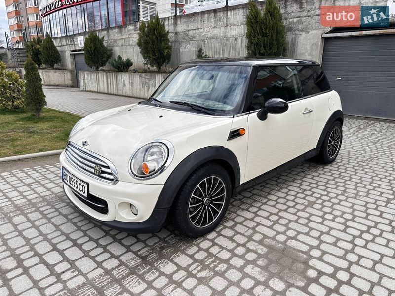 Хэтчбек MINI Cooper 2012 в Тернополе