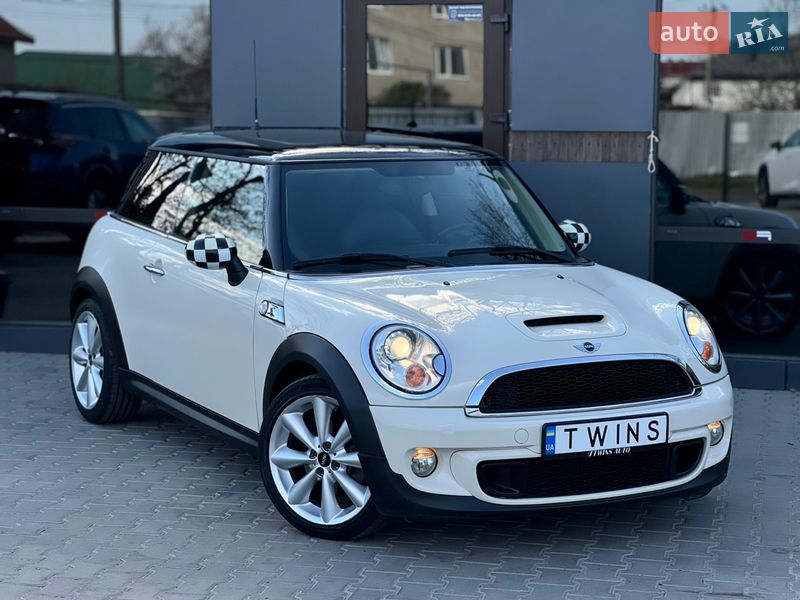 Хэтчбек MINI Cooper 2013 в Одессе