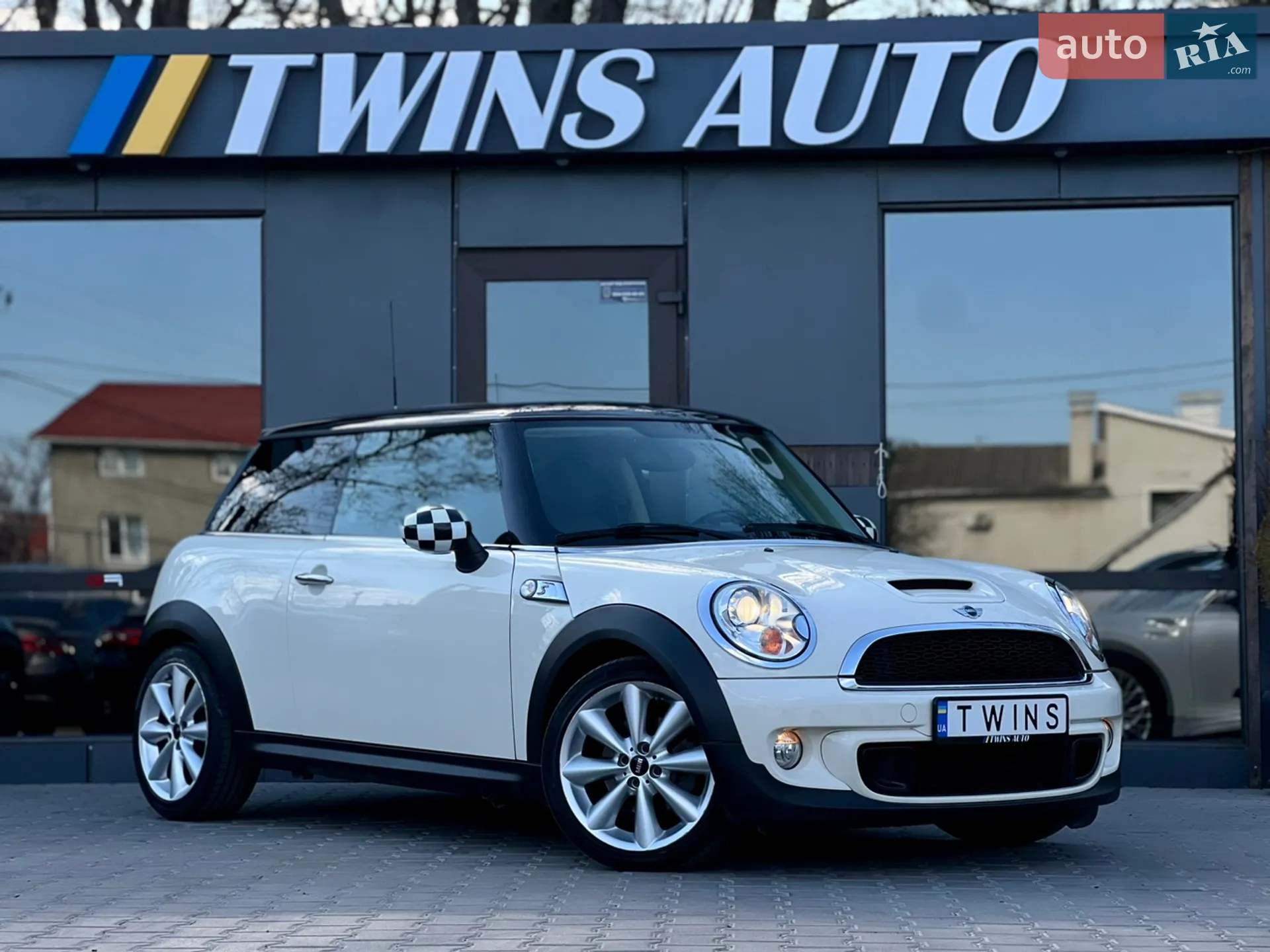 2013 MINI Cooper - мініатюра 15