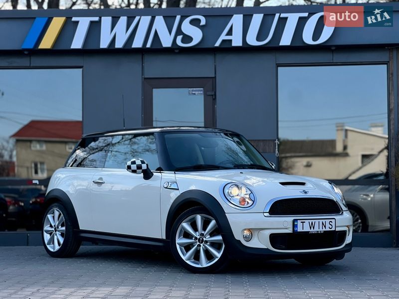 Хэтчбек MINI Cooper 2013 в Одессе