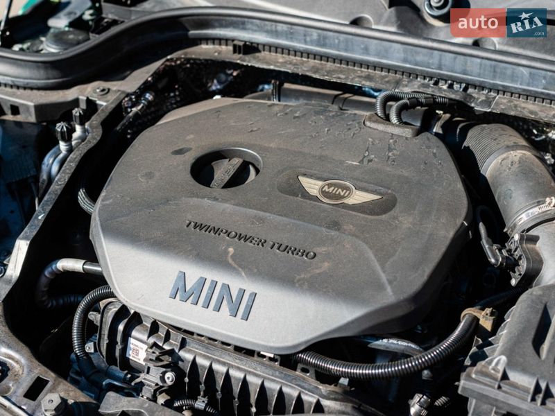 Хэтчбек MINI Cooper 2015 в Черновцах