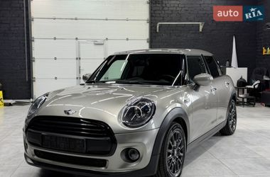 Хэтчбек MINI Cooper 2019 в Кременчуге Хэтчбек MINI Cooper 2019 в Кременчуге