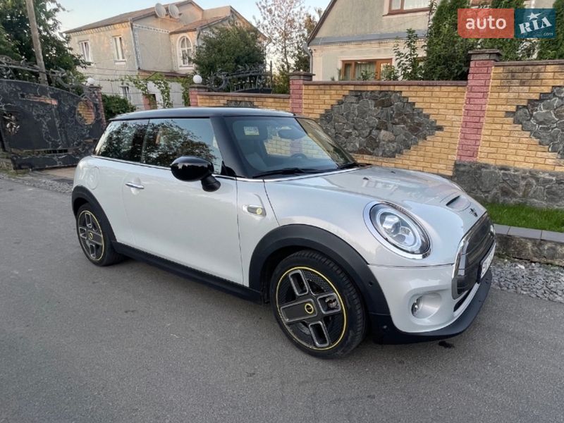MINI Cooper 2021