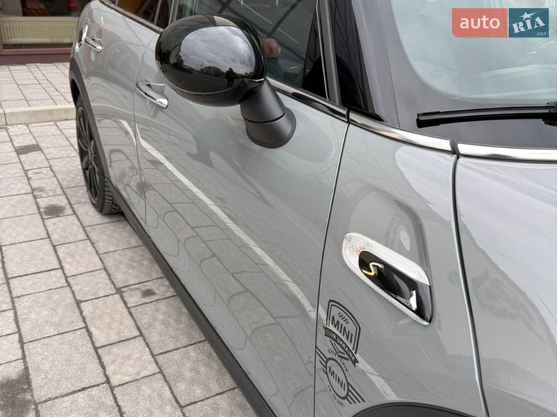 Хетчбек MINI Cooper 2016 в Львові