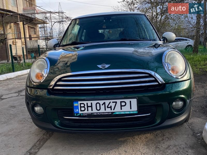 MINI Cooper 2010