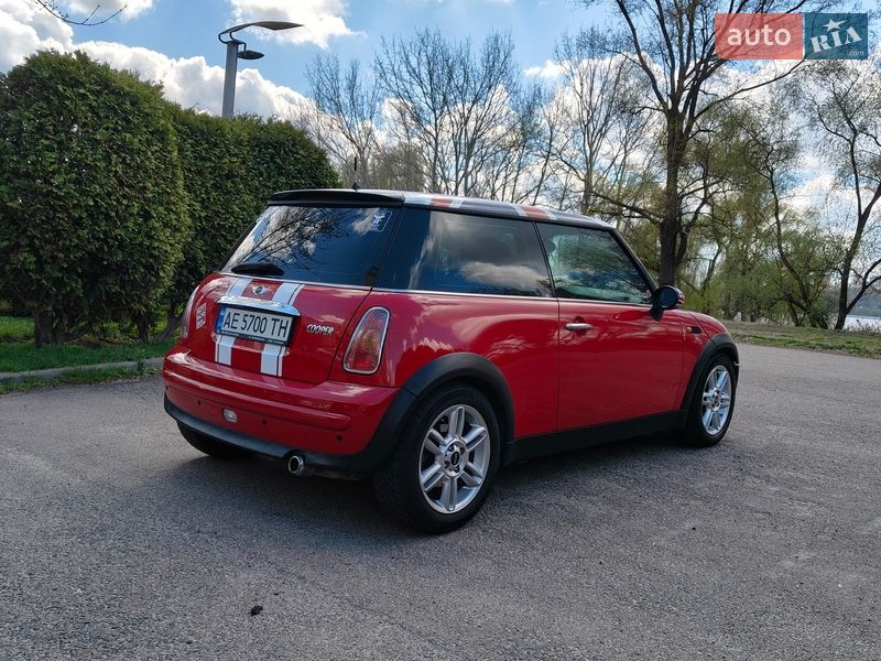 Хэтчбек MINI Cooper 2003 в Днепре