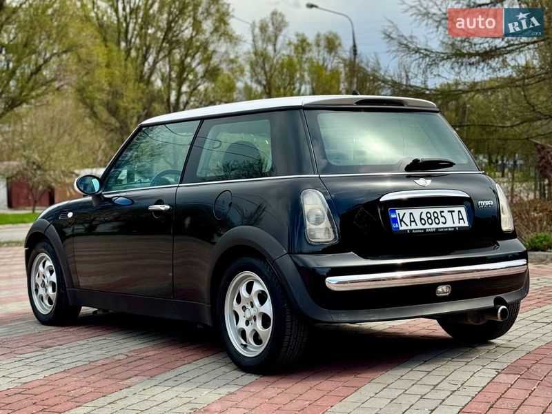 Хетчбек MINI Cooper 2002 в Запоріжжі